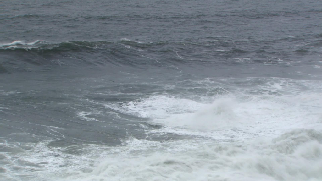 高清海景海浪翻滾巨浪