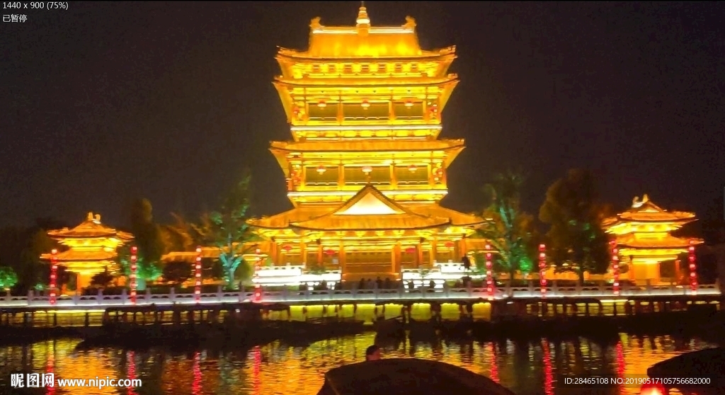 臺兒莊夜景