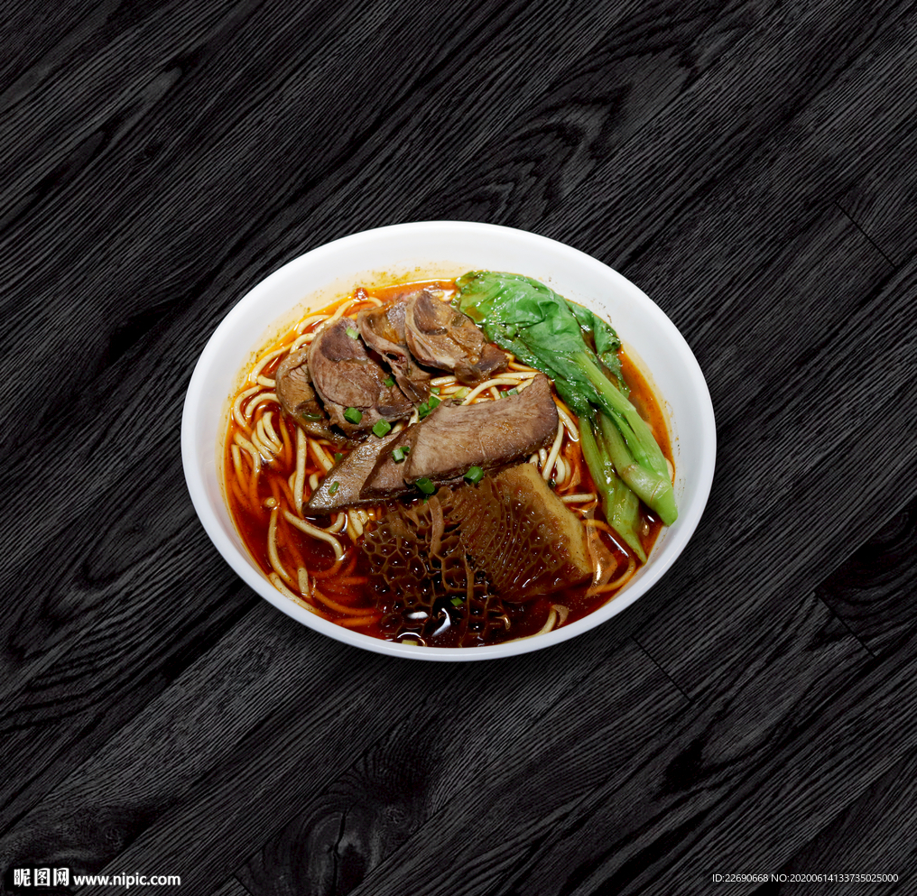 牛肉面扣好的圖