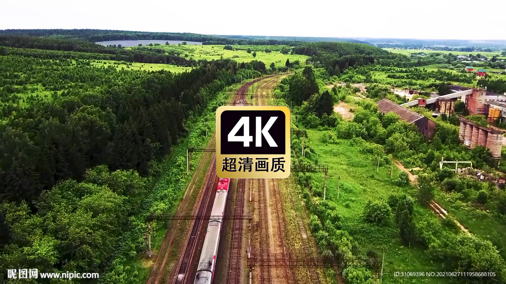 短視頻素材航拍火車在鐵路上行駛
