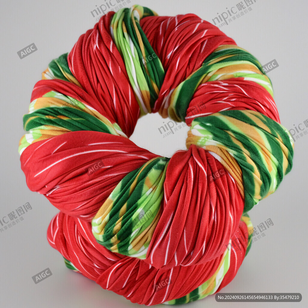 紅綠相間 編織花環(huán)