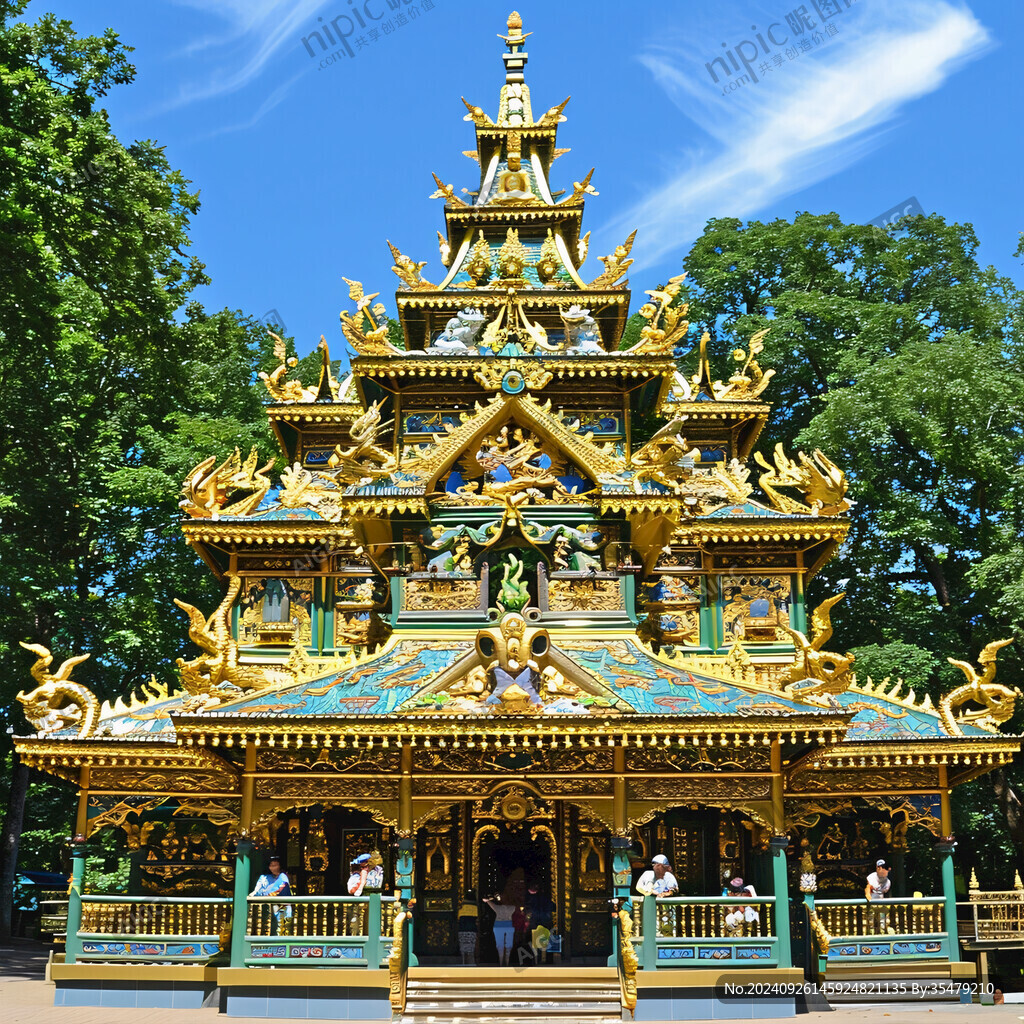金碧輝煌的泰國(guó)寺廟