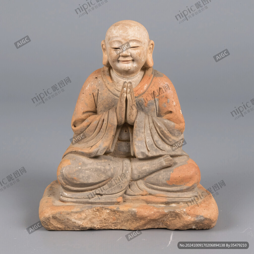 明代泥塑開(kāi)心羅漢坐像