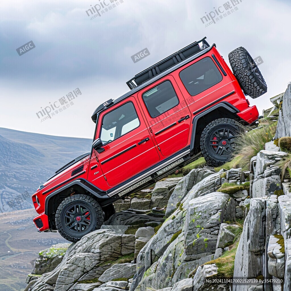 爬山的吉普車