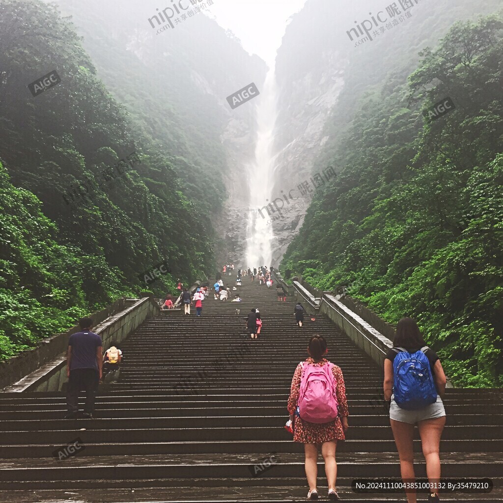 云臺(tái)天瀑