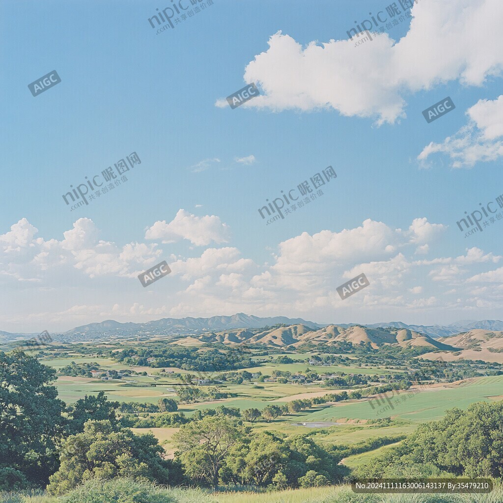 綠嶺藍天白云