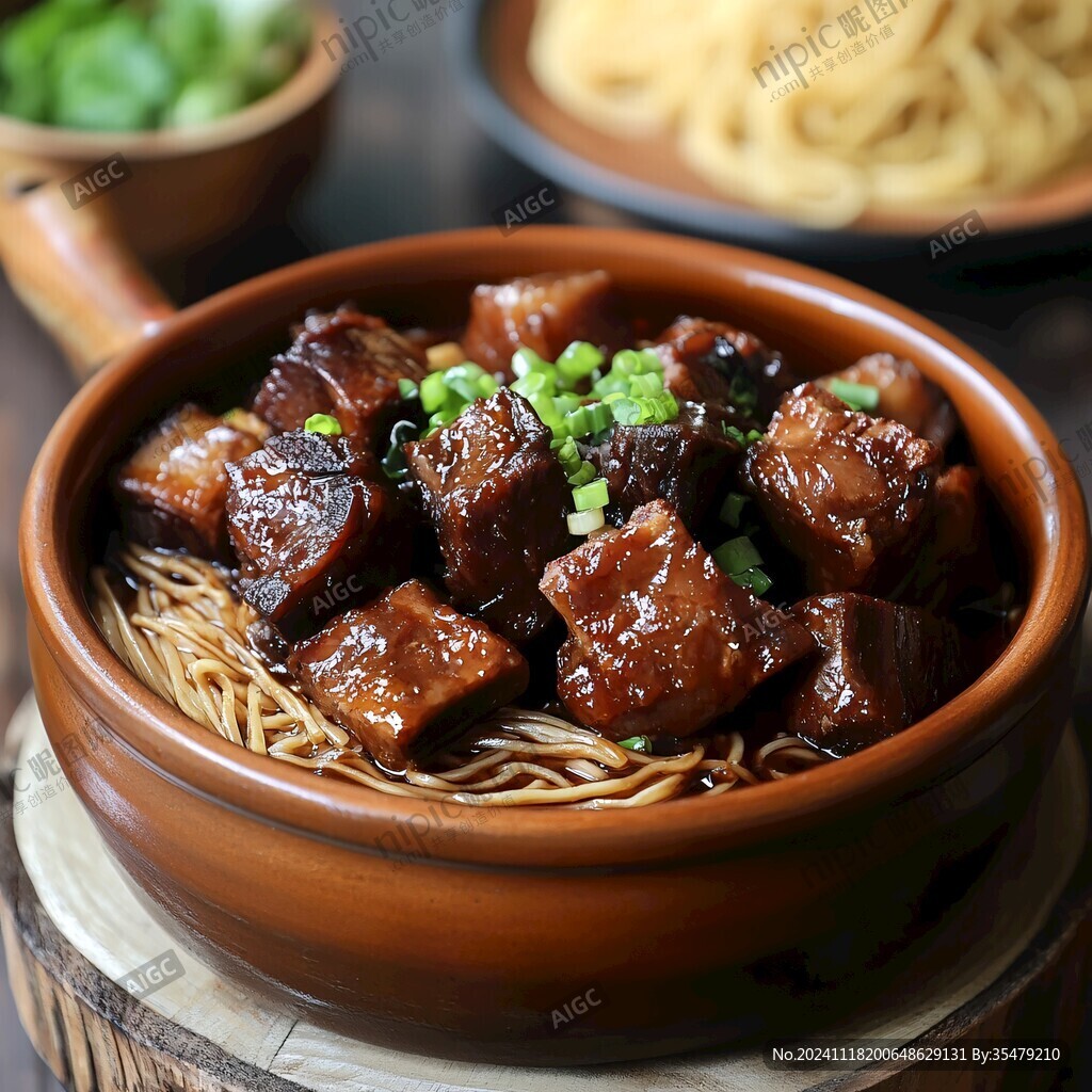 紅燒肉拌面
