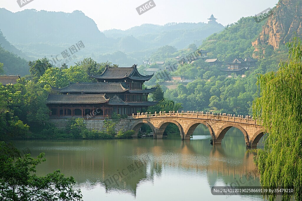 抱犢寨風光