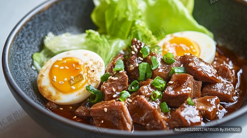 醬牛肉拼溏心蛋