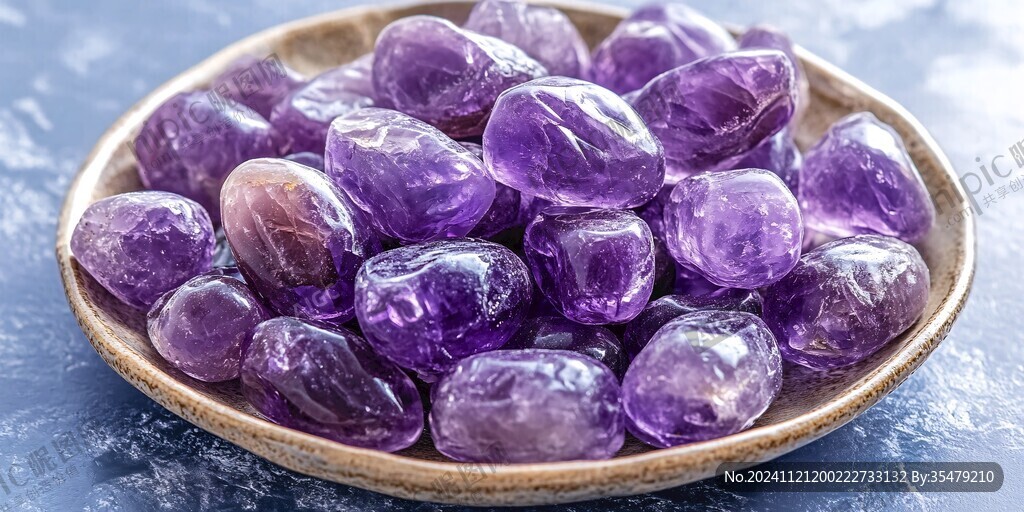 紫龍晶