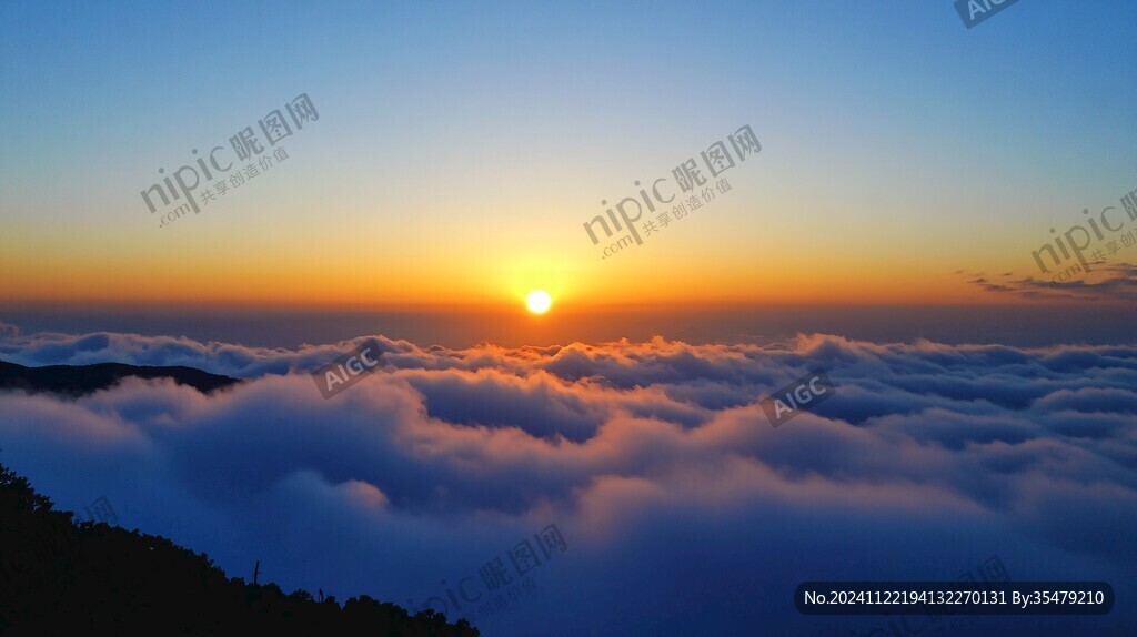大水洞日出云海
