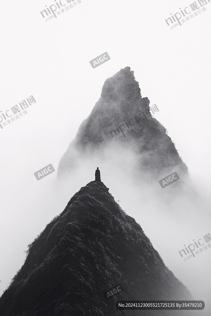 墨韻禪意山峰云霧意境