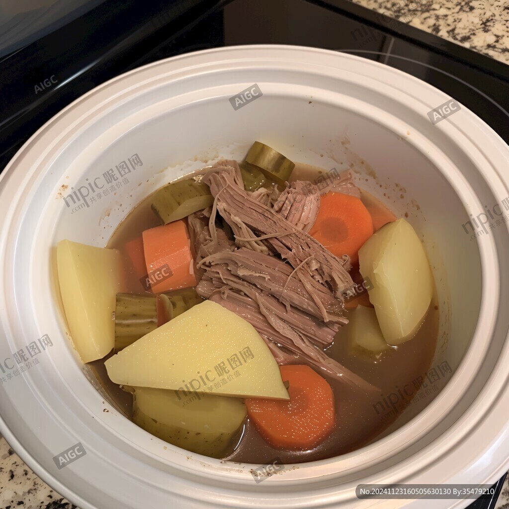 開煲鴨湯