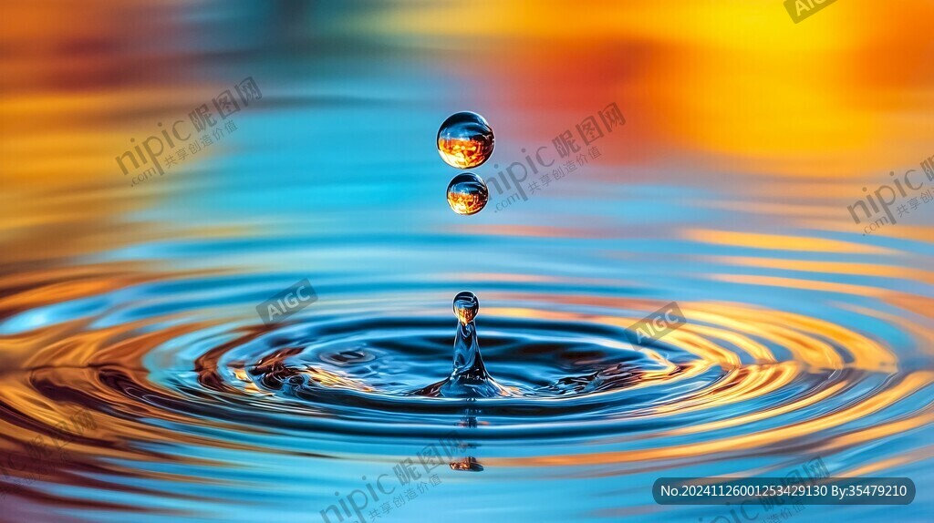 水滴在水面上的美妙瞬間