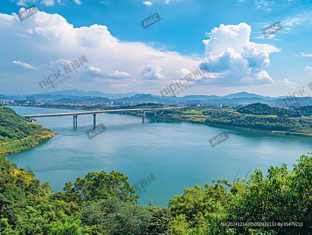 清溪水庫自然風光