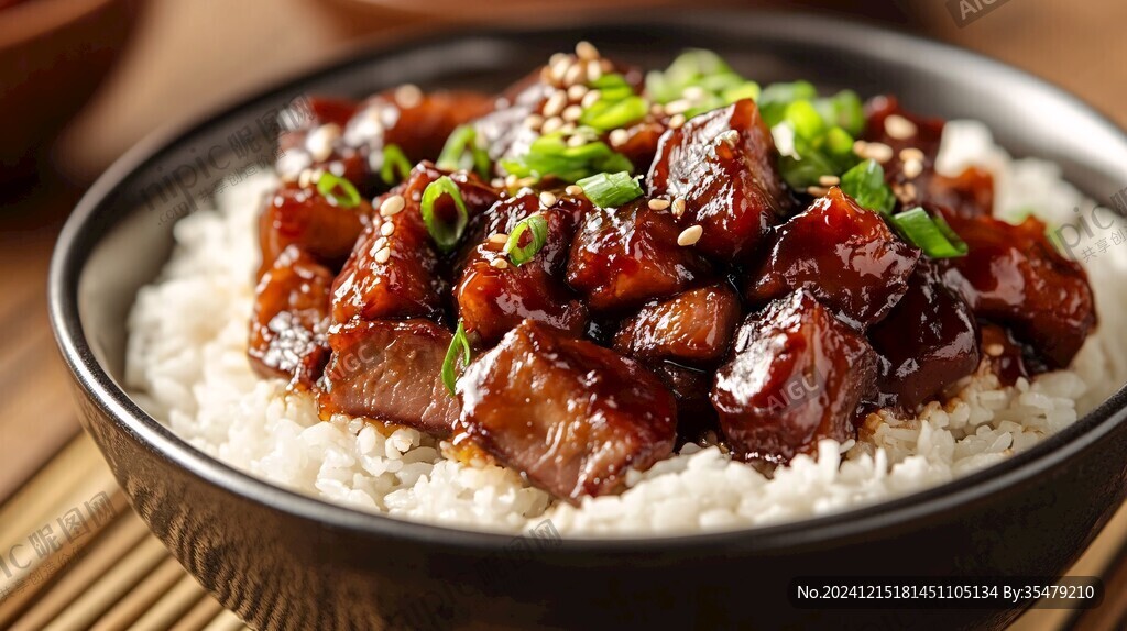 紅燒肉拌飯