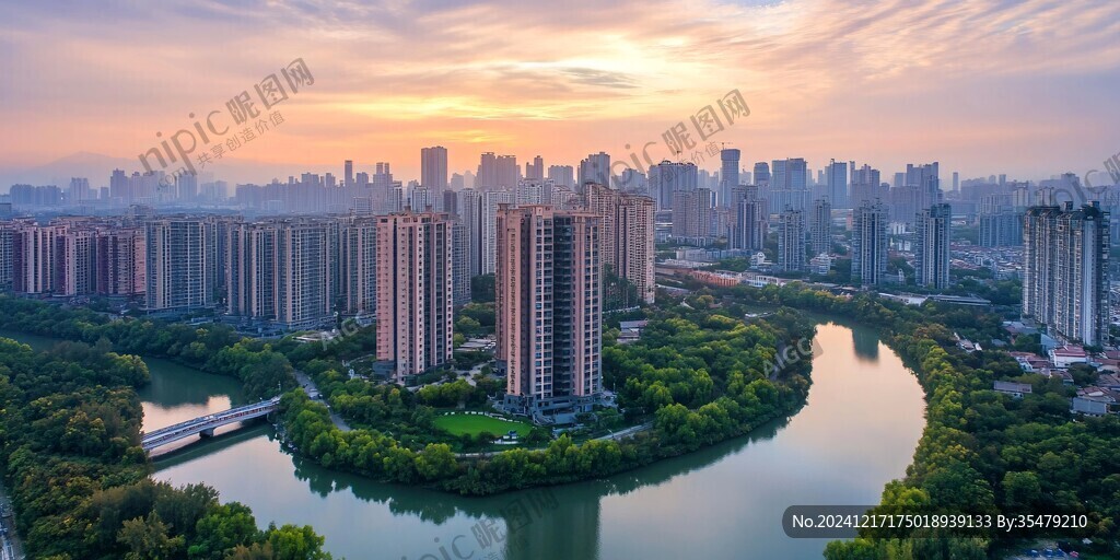 住宅晚霞