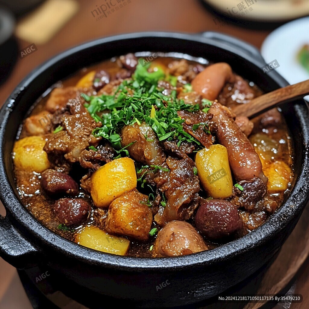 砂鍋土豆燉牛腩東北菜