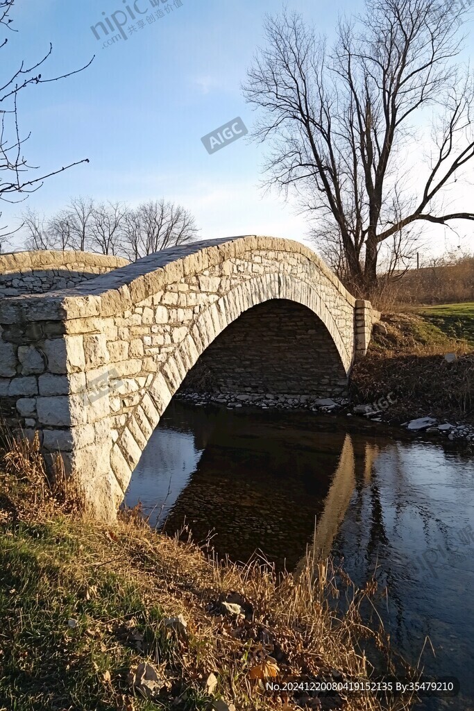 陽光石橋