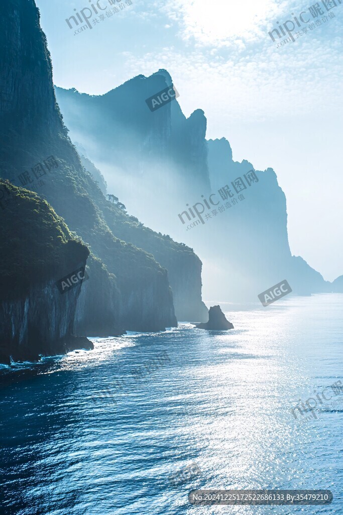 大海海濱山巒高清