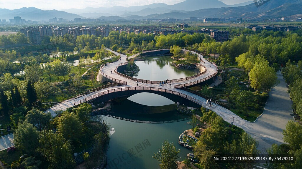 水岸廊橋