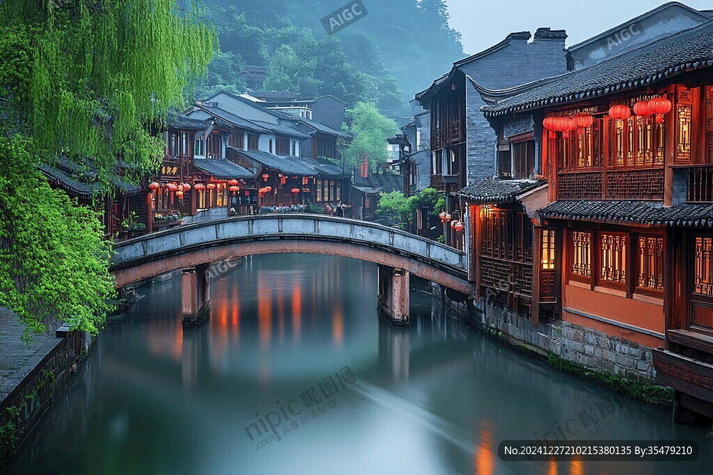 江南古鎮(zhèn)夜景寬幅