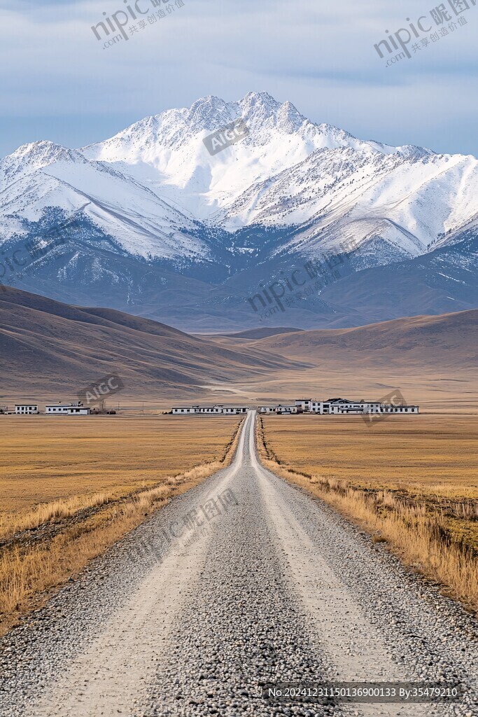 雪山下的天路