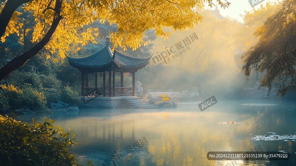 晨霧中的懷思亭
