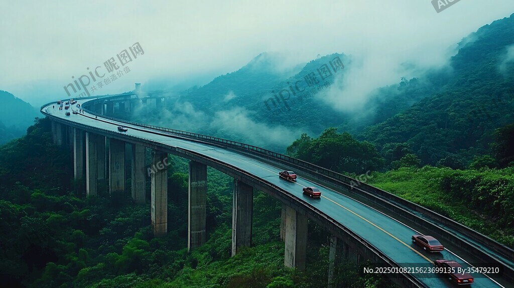 矮寨大橋云霧繚繞