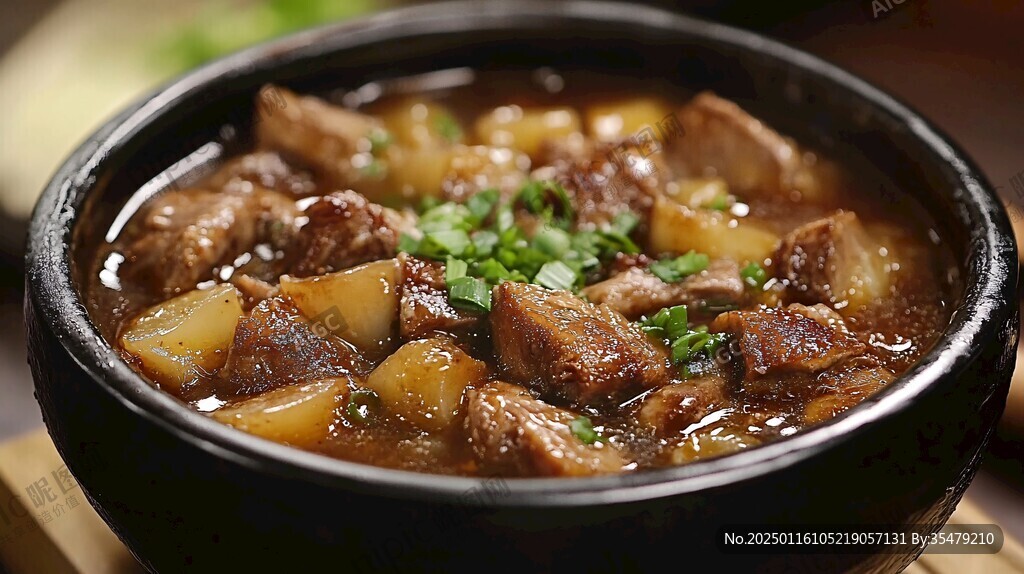 砂鍋土豆燉牛腩東北菜