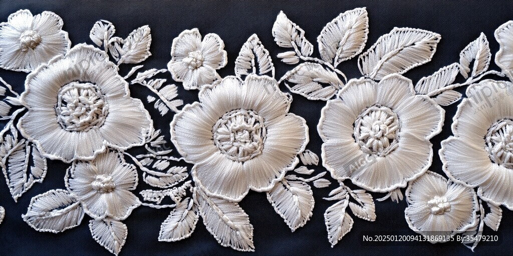 雕刻金蓮花