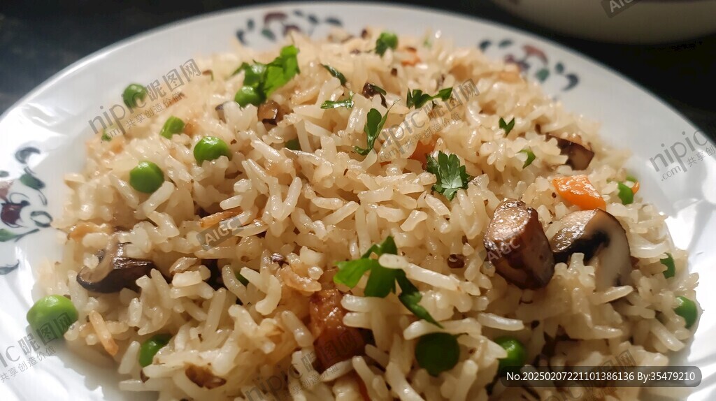 珍菌炒飯