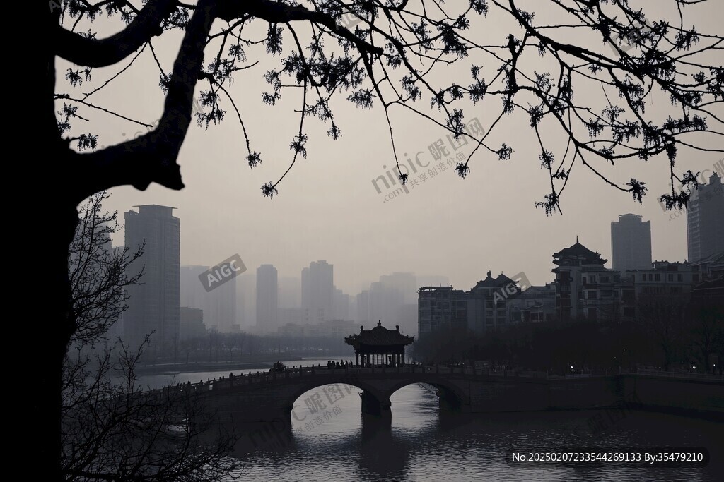 濠河夕陽(yáng)