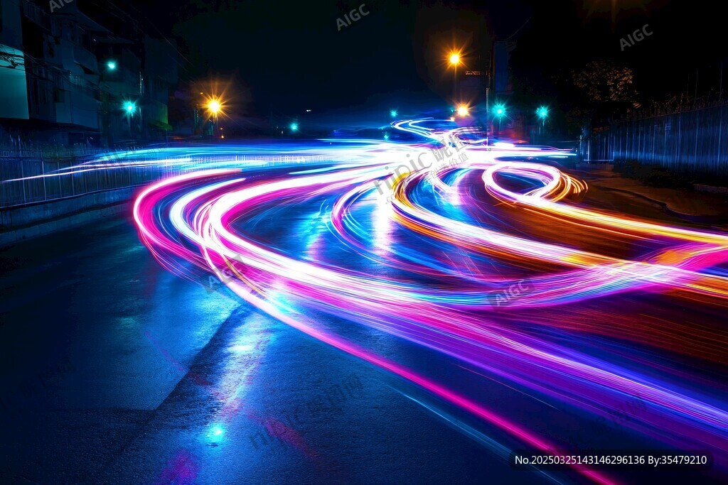 夜路流光 絢麗車燈軌跡