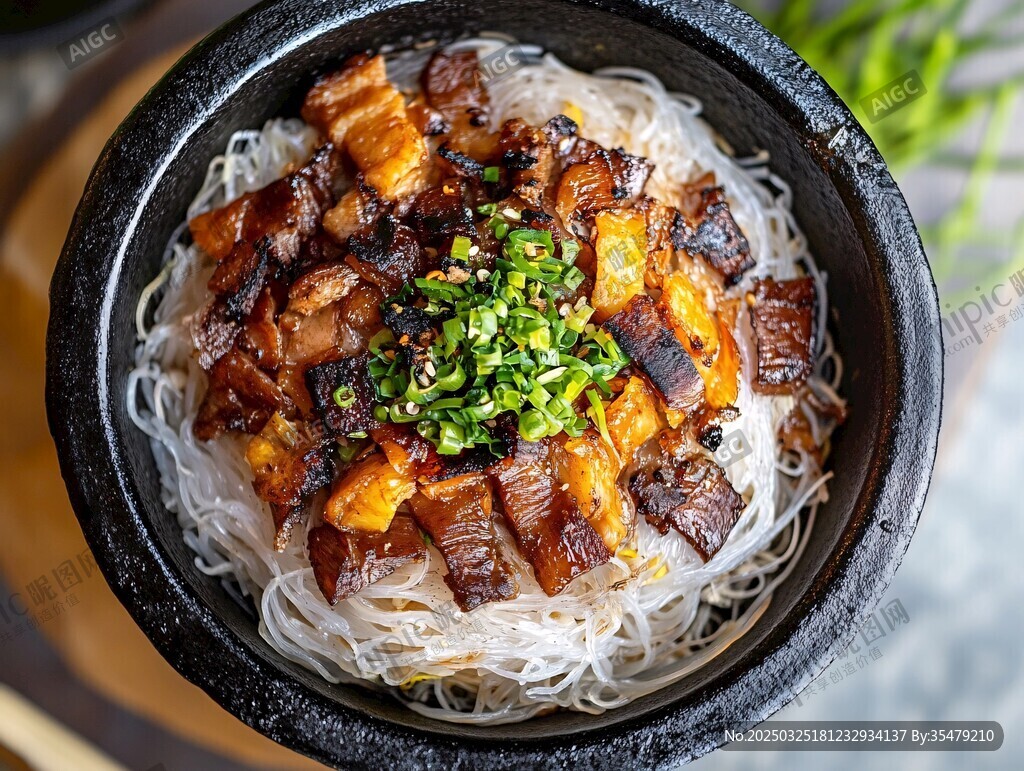 瓦罐五花肉蒸粉絲