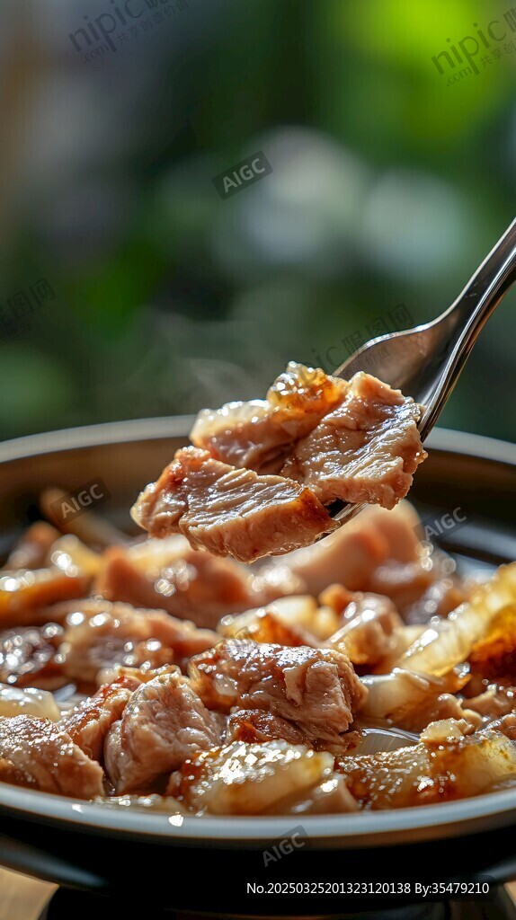 鮮嫩烤肉誘人瞬間