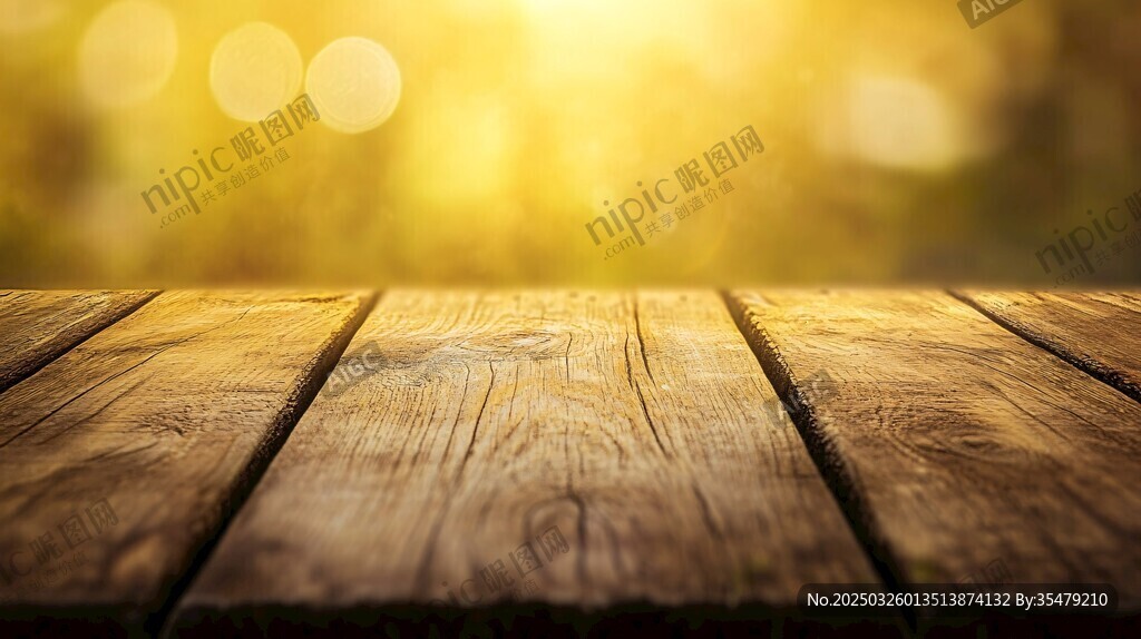 木質(zhì)桌面與暖光背景畫面