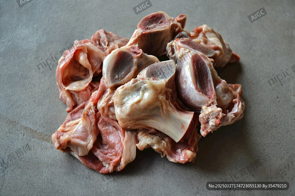 新鮮羊骨頭 食材展示