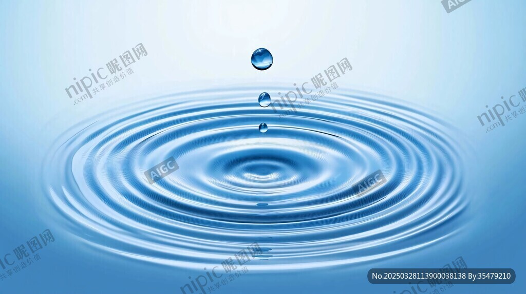 水滴入水泛起層層漣漪