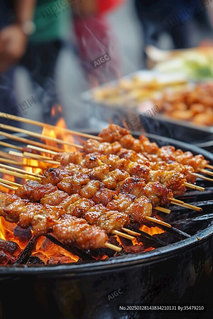 炭火烤肉串 美味誘人
