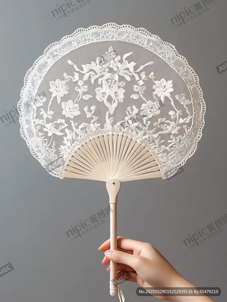 精致蕾絲刺繡中式團(tuán)扇