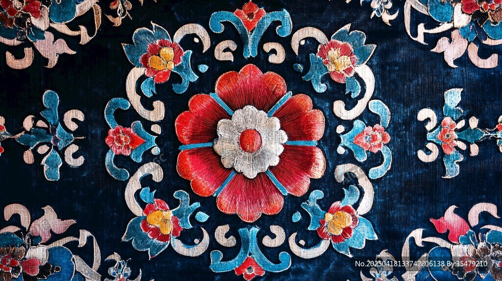 精美傳統(tǒng)刺繡花卉圖案