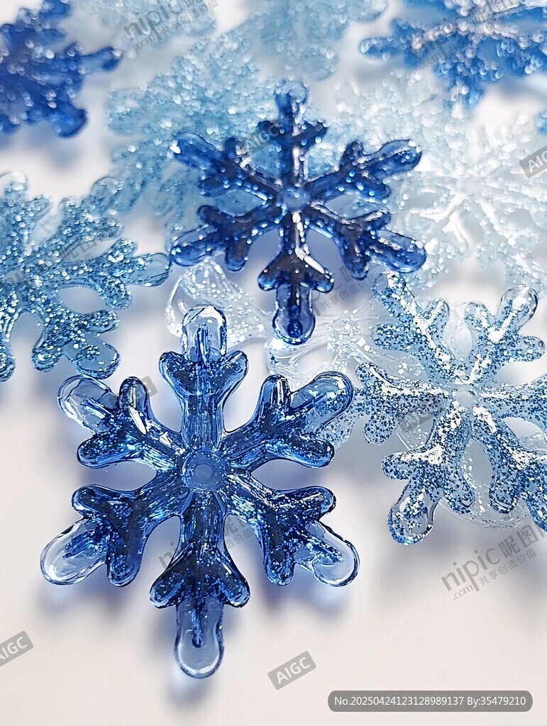 藍(lán)色夢幻雪花裝飾品