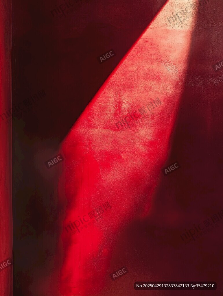 紅色光影下的墻面紋理