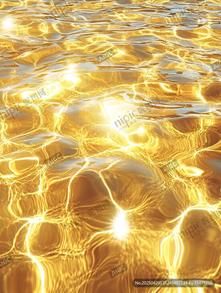金色波光粼粼的水面