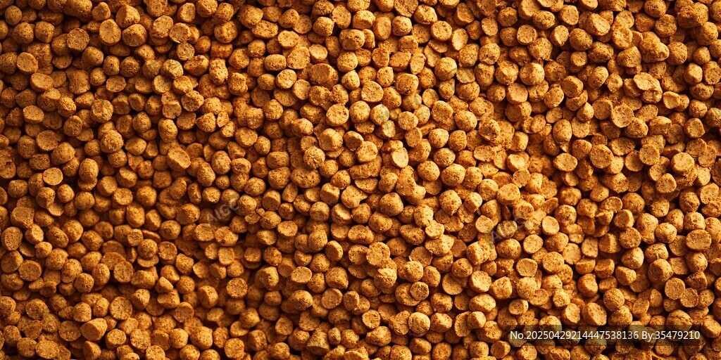 飽滿的棕色顆粒飼料
