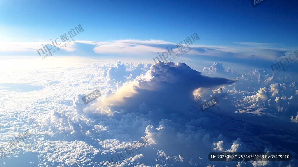 高空壯麗云海景觀