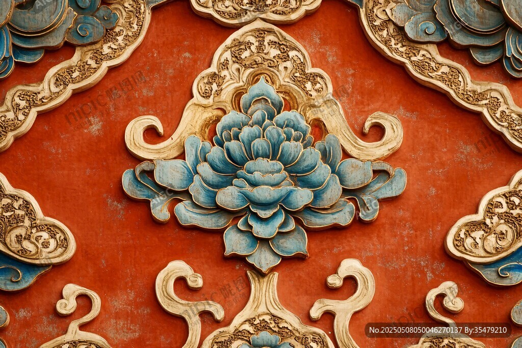 中式紅底精美花卉雕刻圖案