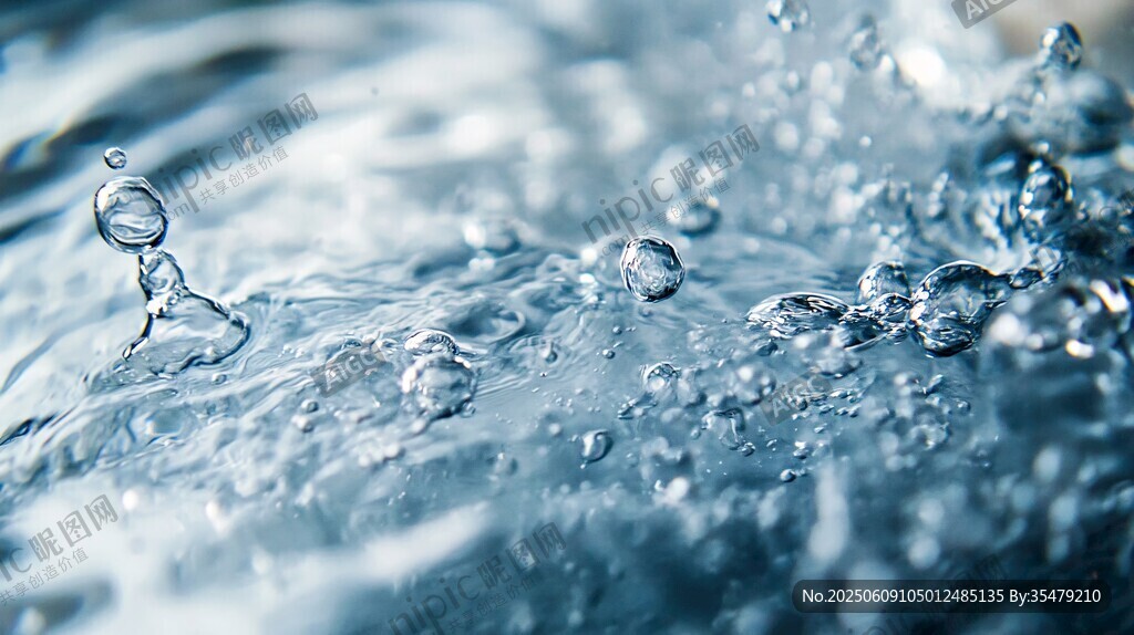 水滴飛濺的靈動瞬間