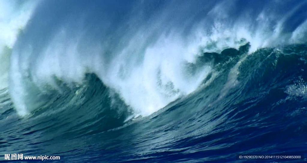 波涛汹涌的大海